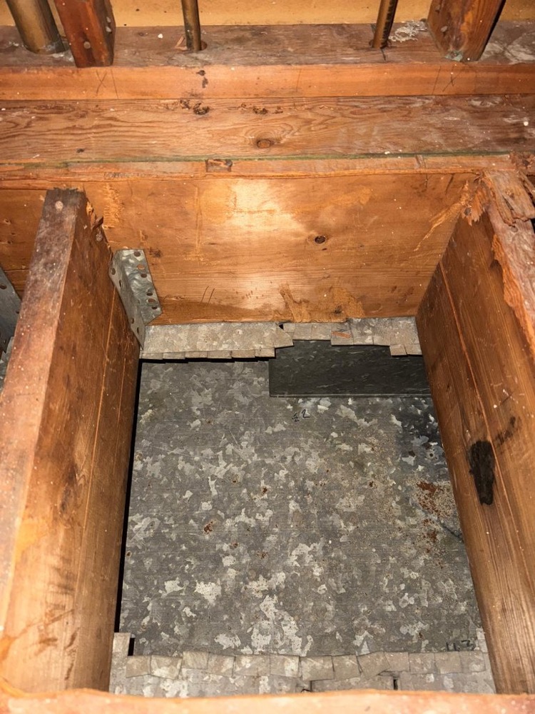 Same air duct completely clean after service